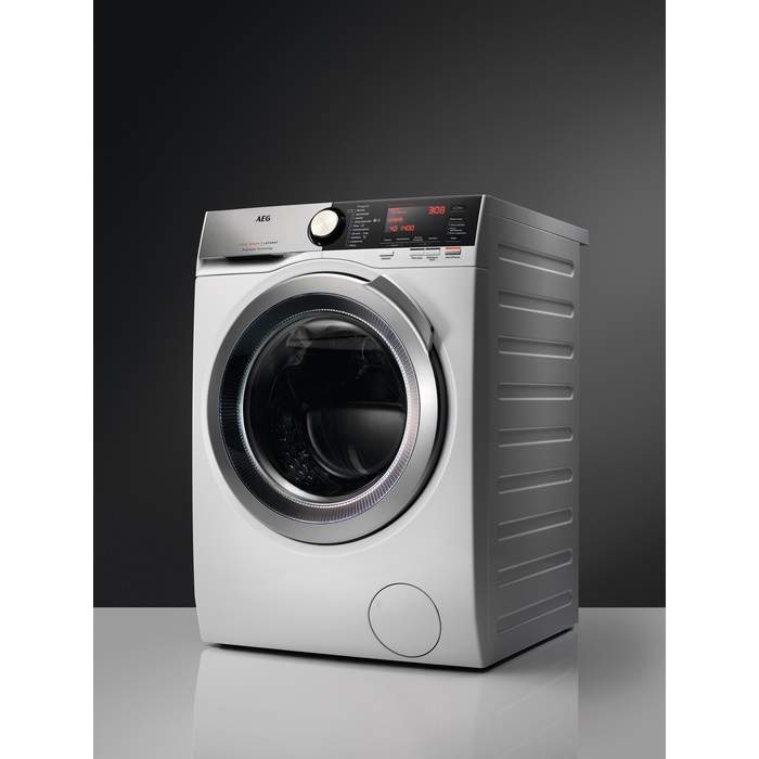 AEG L7FEL84CS Waschmaschine