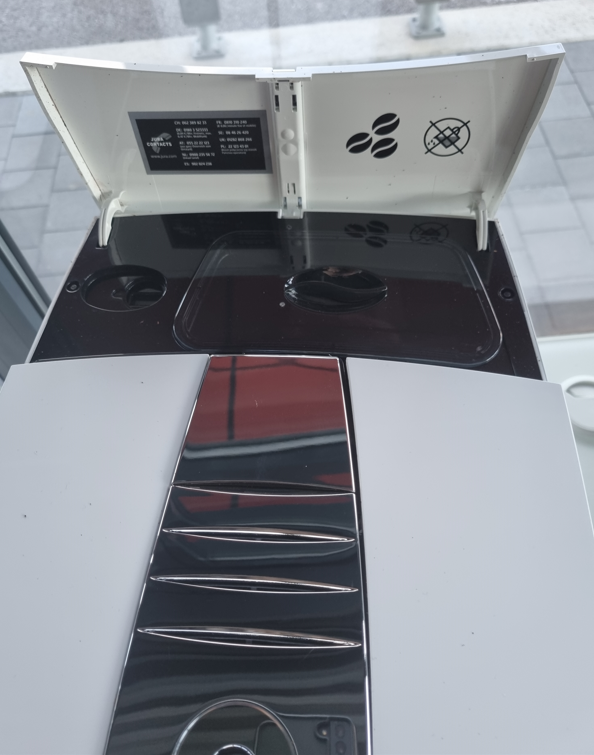 Jura Kaffeevollautomat J6 Piano White