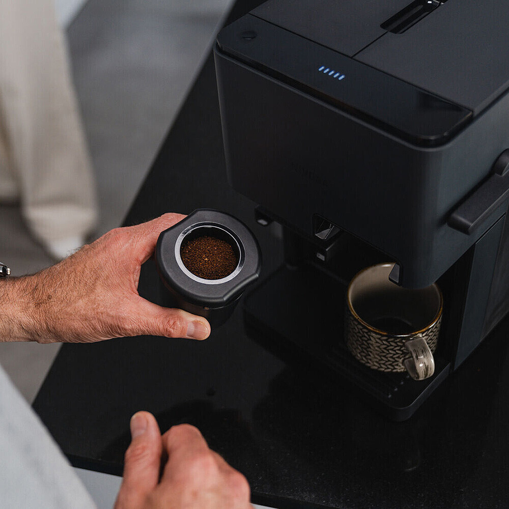 nivona-cube-4106-kaffee-vollautomat-schwarz-grau-4