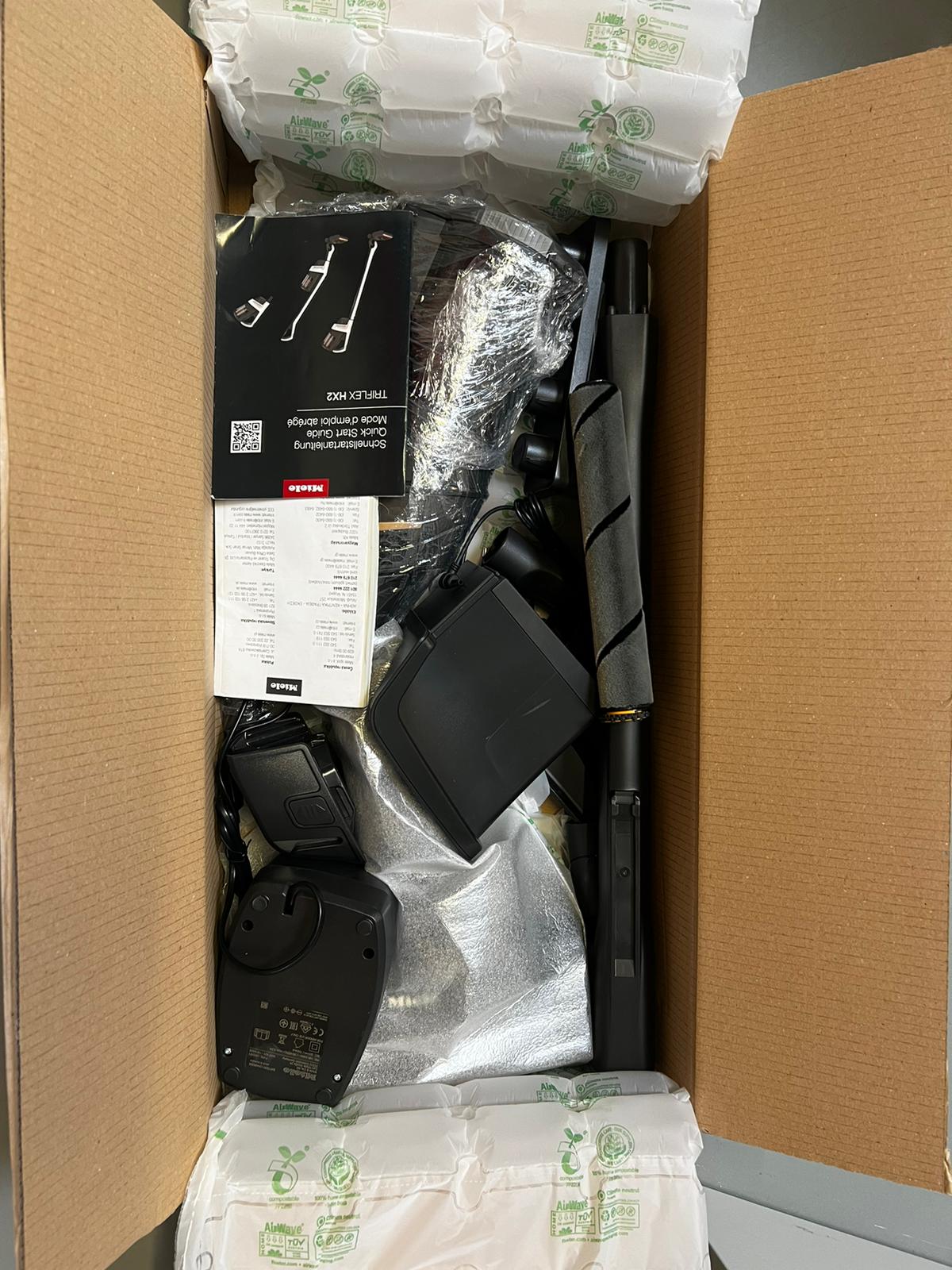 WhatsApp-Image-2024-05-07-at-14-51-50-1 BWARE Miele Triflex HX2 Pro Akku-Staubsauger Ausstellungsstück