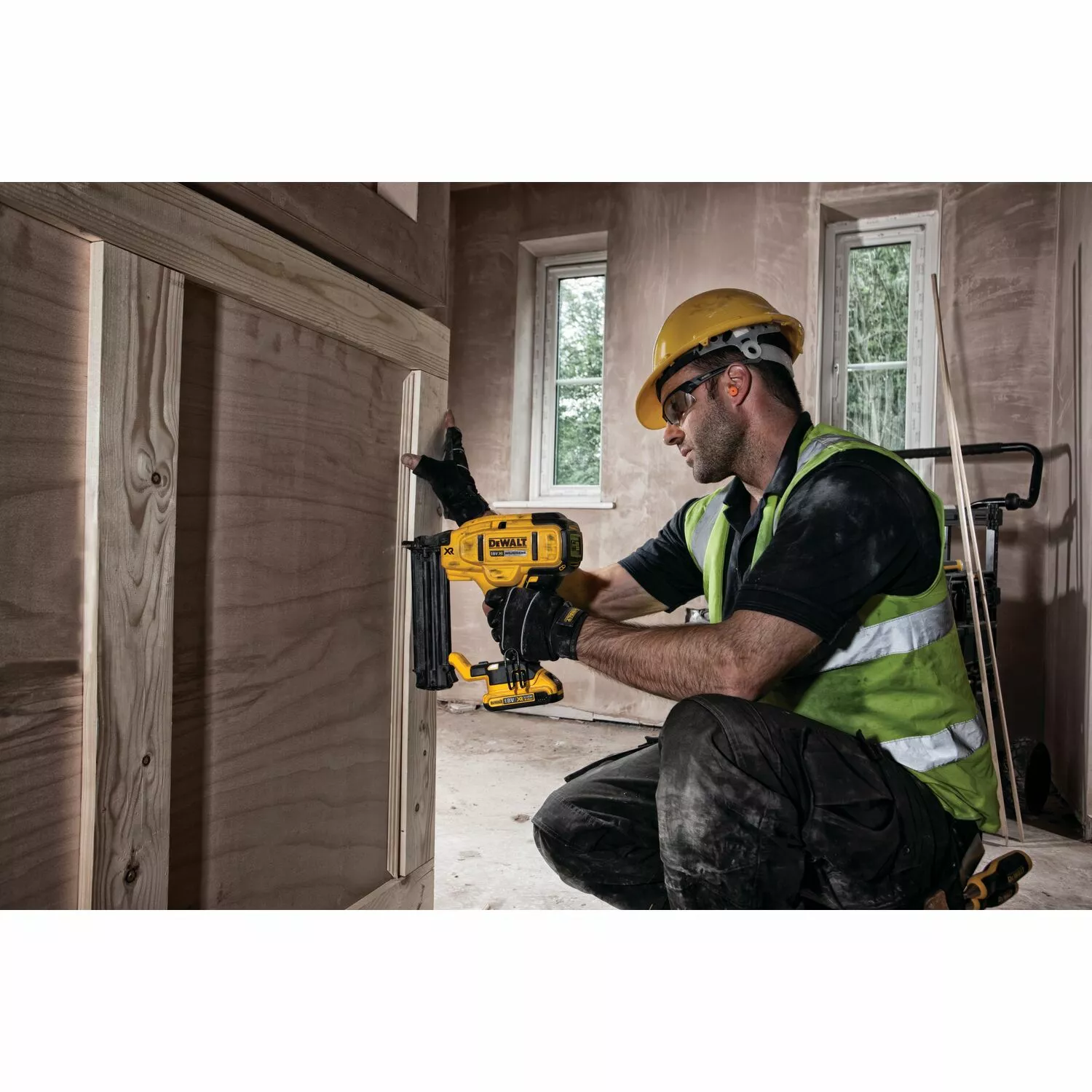 DeWALT DCN680N 18V XR Akku-Stiftnagler